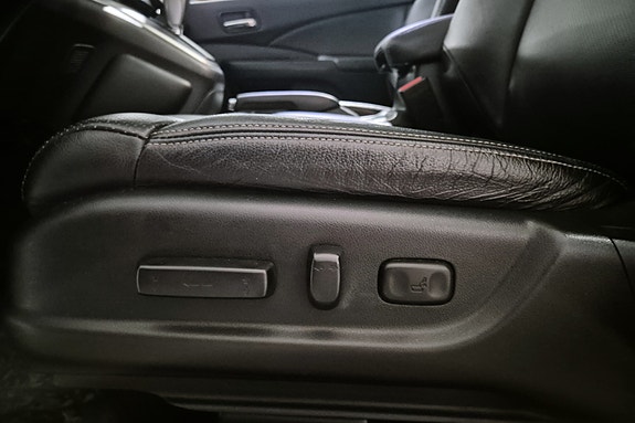 Honda CR-V 21 of 30