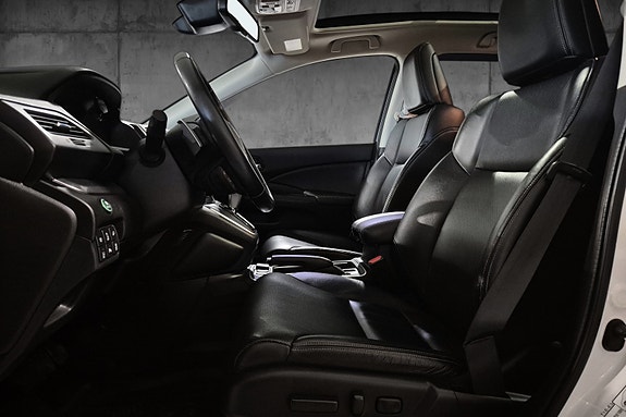 Honda CR-V 16 of 30