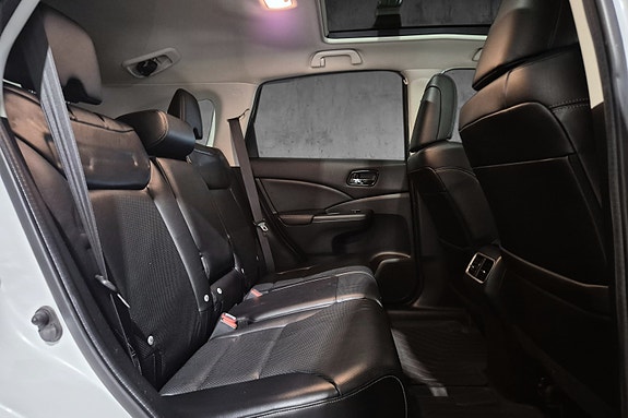 Honda CR-V 17 of 30