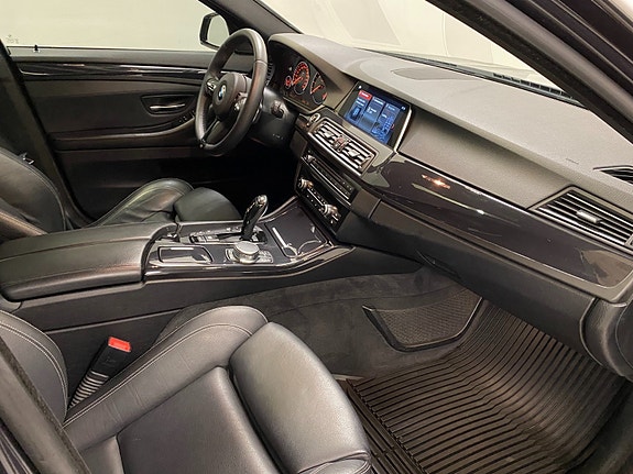 BMW 520d 11 of 14