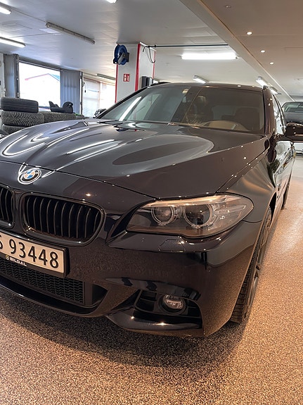 BMW 520d 2 of 14