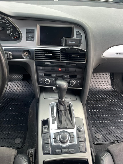 Audi A6 allroad 12 of 22