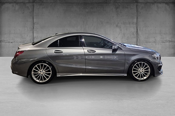 Mercedes-Benz CLA250 7 of 23