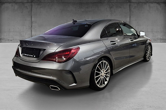 Mercedes-Benz CLA250 5 of 23