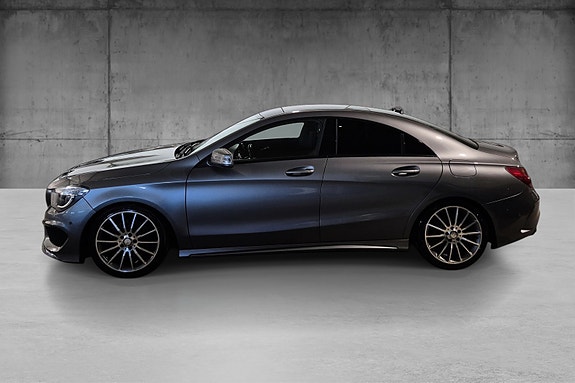 Mercedes-Benz CLA250 2 of 23