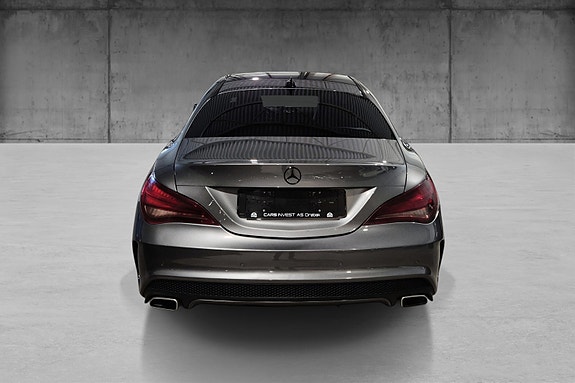Mercedes-Benz CLA250 4 of 23
