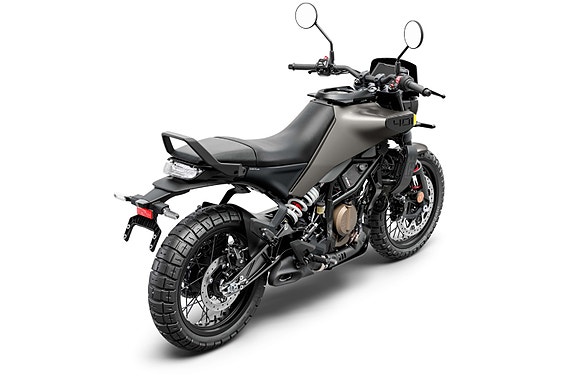 Husqvarna Svartpilen 401 1. service/Quickshift/45hk/Nav/WP/ByBre 24 of 30