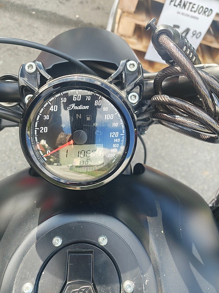 INDIAN Scout Bobber 6 of 6