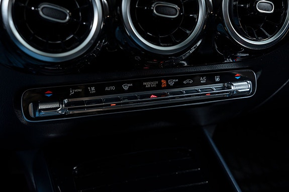 Mercedes-Benz B250 e 18 of 30