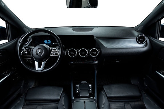 Mercedes-Benz B250 e 30 of 30