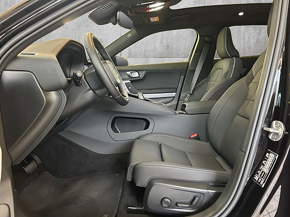 Polestar 2 10 of 30