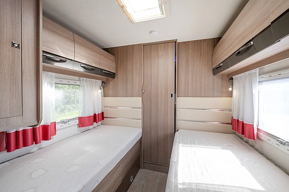 Challenger 377 Genesis 24 of 30