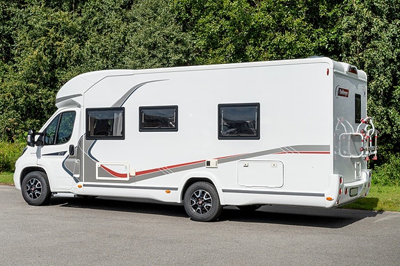 Challenger 377 Genesis 3 of 30