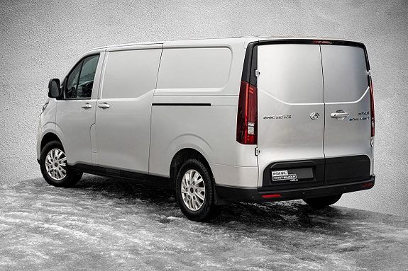 Maxus e-Deliver 7 2 of 21