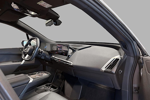 BMW iX 15 of 29