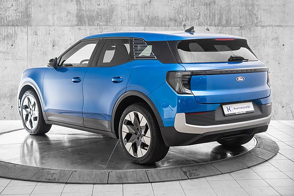 Ford Explorer 3 of 25