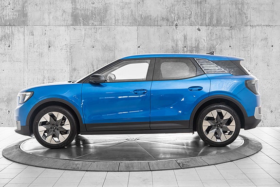 Ford Explorer 2 of 25