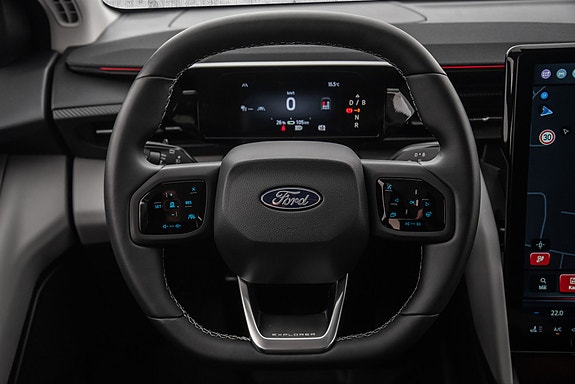 Ford Explorer 21 of 25