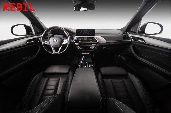 BMW iX3 11 of 29