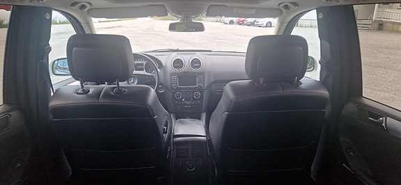 Mercedes-Benz ML280 20 of 30