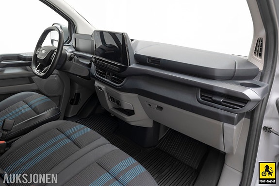 Ford Transit Custom 14 of 30