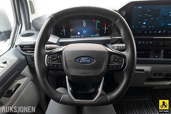 Ford Transit Custom 22 of 30