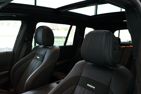 Mercedes-Benz GLS63 12 of 15