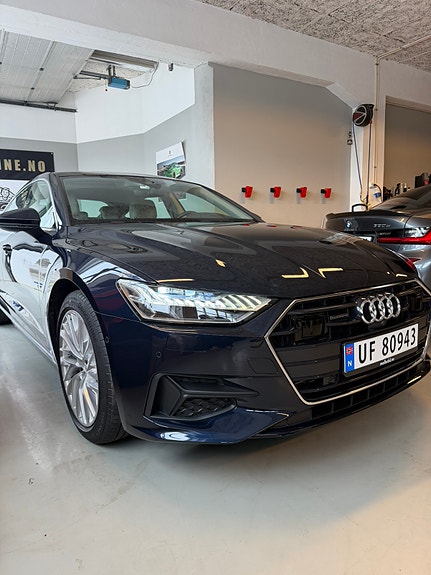 Audi A7 8 of 17