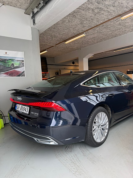 Audi A7 7 of 17