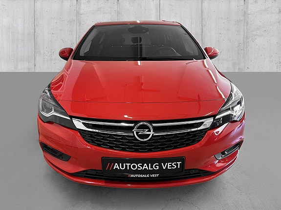 Opel Astra 2 of 30