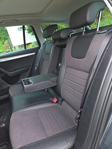 Skoda Octavia 10 of 13