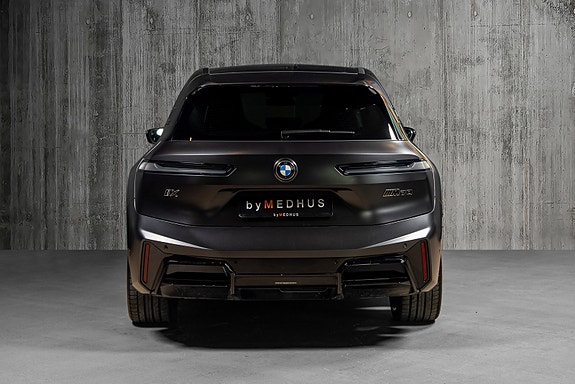 BMW iX 7 of 30