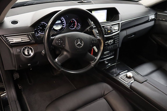 Mercedes-Benz E250 24 of 30