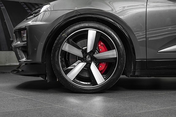 Porsche Macan 15 of 30