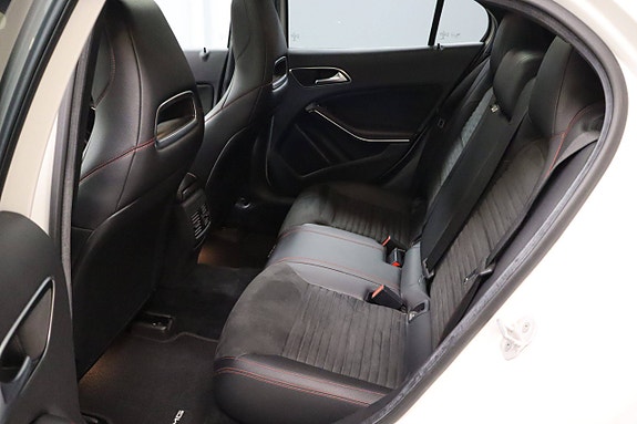 Mercedes-Benz GLA200 d 5 of 30
