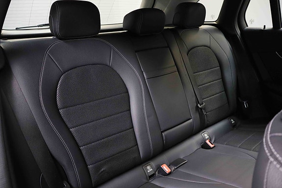 Mercedes-Benz GLC220 d 25 of 30