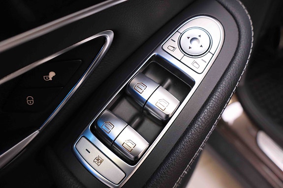 Mercedes-Benz GLC220 d 29 of 30