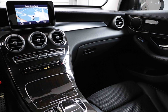 Mercedes-Benz GLC220 d 6 of 30