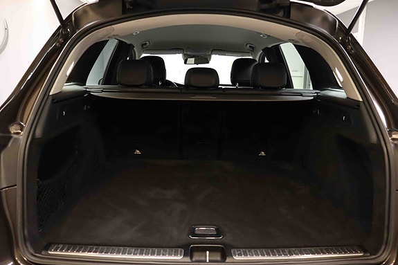 Mercedes-Benz GLC220 d 10 of 30