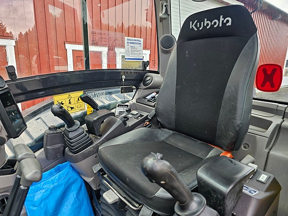 Kubota U50-5 6 of 11