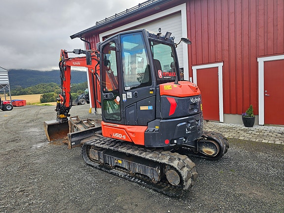 Kubota U50-5 3 of 11