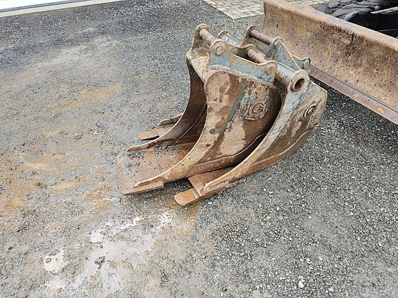 Kubota U50-5 10 of 11