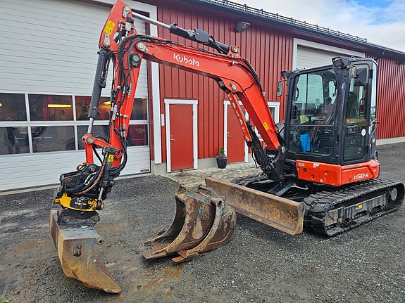 Kubota U50-5 2 of 11