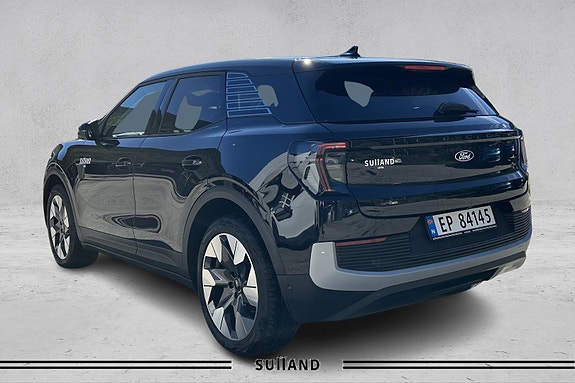 Ford Explorer 4 of 7