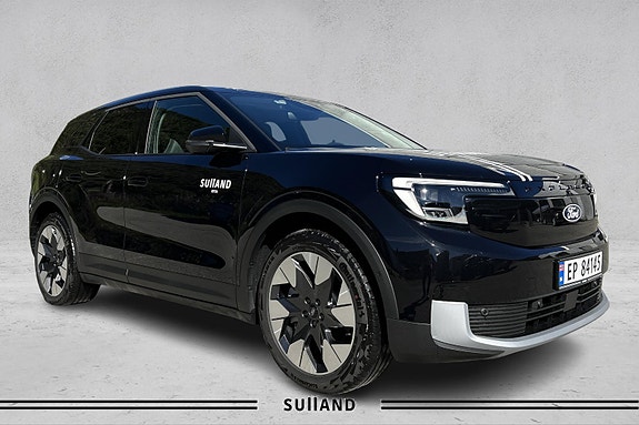 Ford Explorer 2 of 7