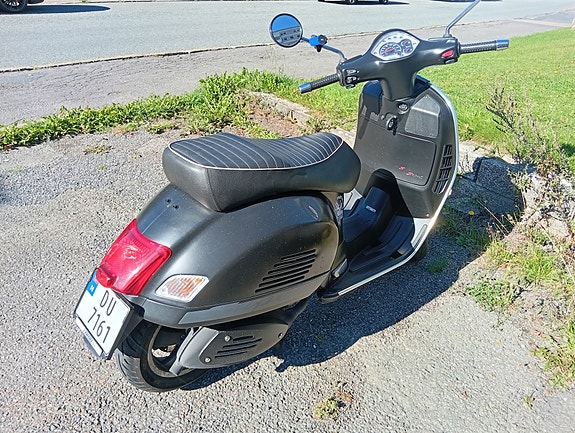 Vespa GTS 300 5 of 5