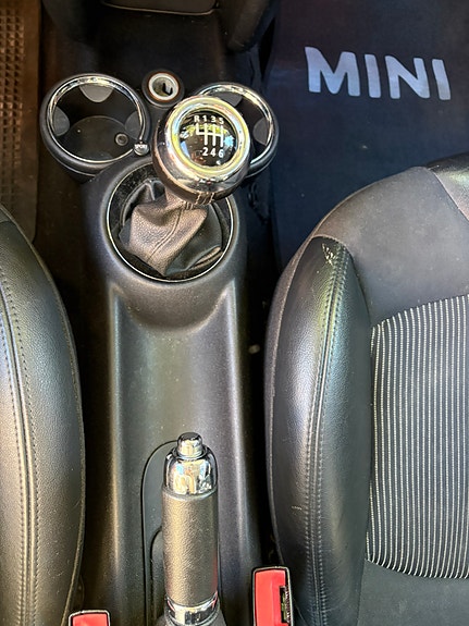 MINI Clubman Cooper D 13 of 13