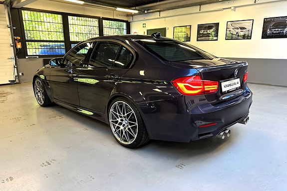 BMW M3 3 of 30
