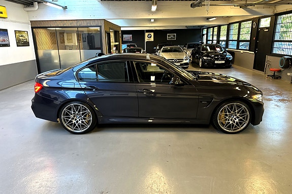 BMW M3 6 of 30