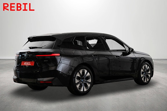 BMW iX 7 of 26